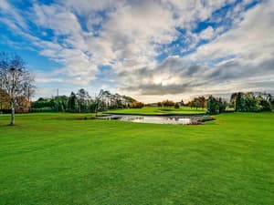 thumbnail: Golf