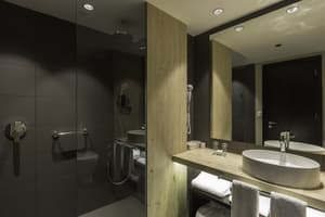 thumbnail: Bathroom
