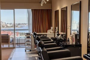 thumbnail: Hair salon