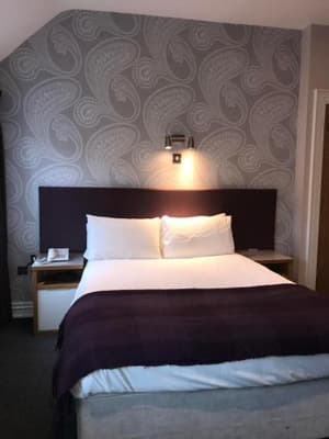 thumbnail: Room