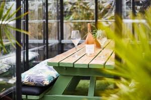 thumbnail: Outdoor dining