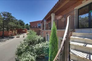 thumbnail: Exterior