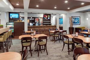 thumbnail: Bar (on property)