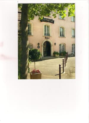 thumbnail: Exterior
