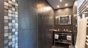 thumbnail: Bathroom sink