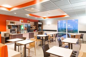 thumbnail: Breakfast area