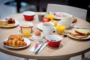 thumbnail: Breakfast buffet