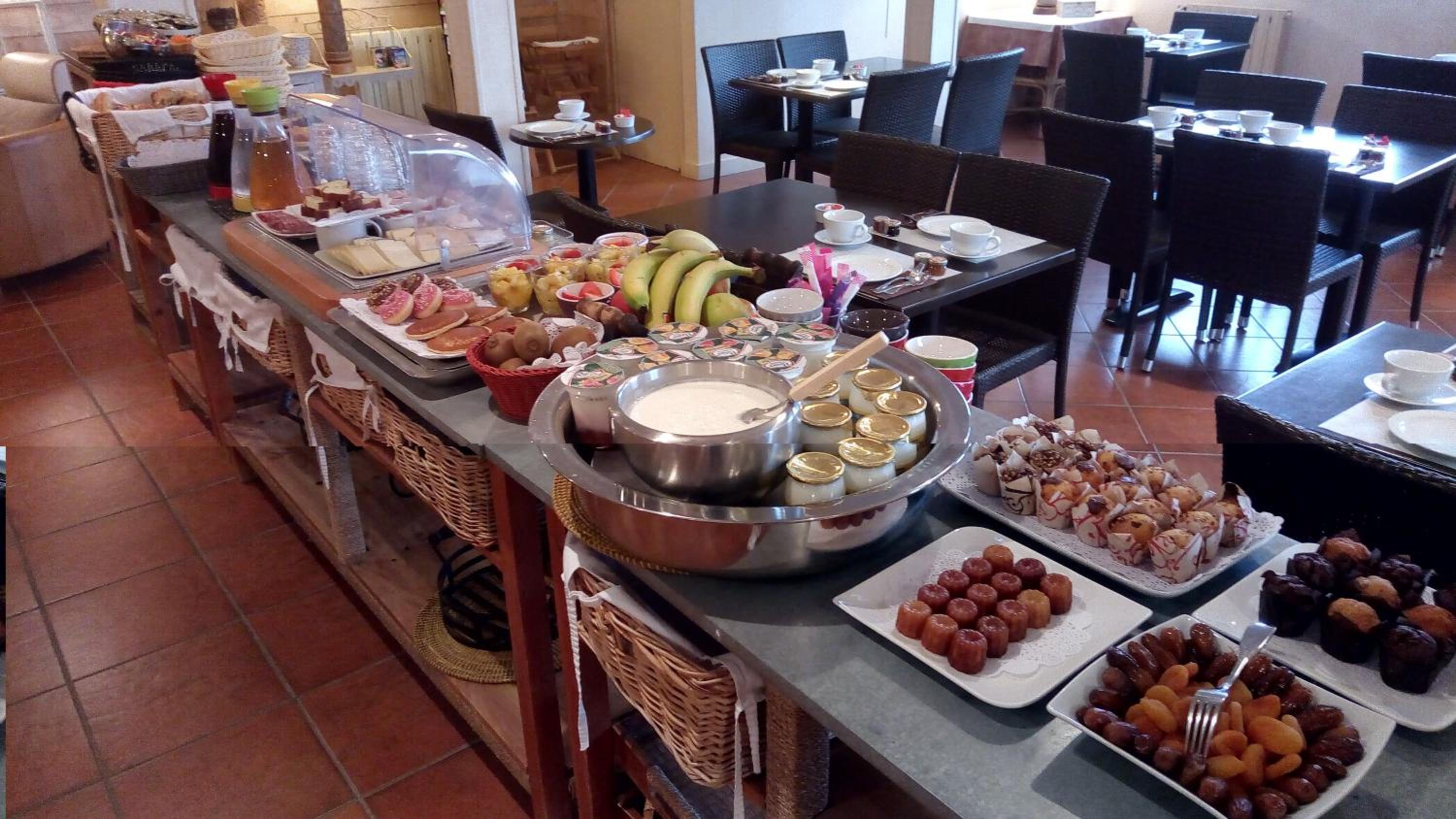 Restaurant-cafeteria