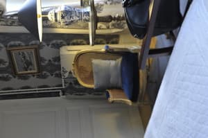 thumbnail: Interior