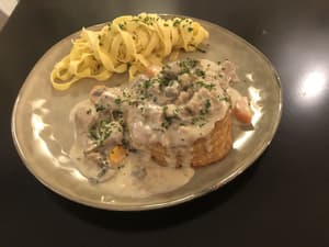 thumbnail: Restaurant