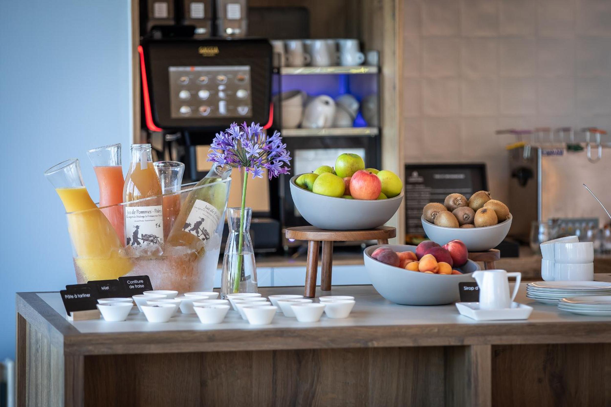 Restaurant-cafeteria