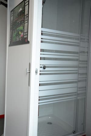 thumbnail: Bathroom shower