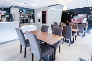 thumbnail: Breakfast area