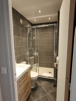 thumbnail: Bathroom