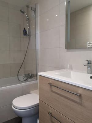 thumbnail: Bathroom