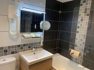 thumbnail: Bathroom