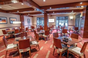 thumbnail: Restaurant