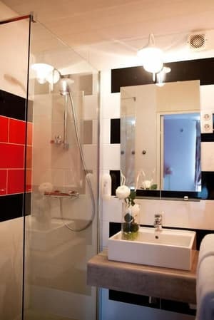 thumbnail: Interior