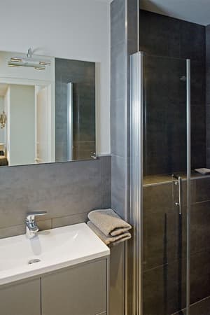 thumbnail: Bathroom sink