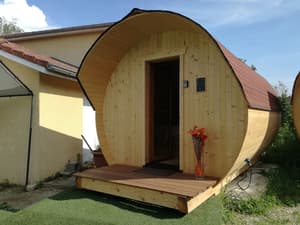 thumbnail: Exterior