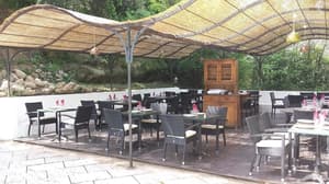 thumbnail: Outdoor dining
