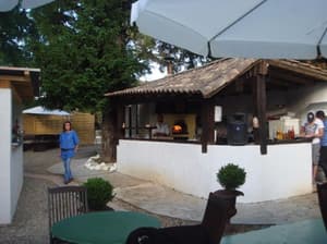 thumbnail: Bar (on property)