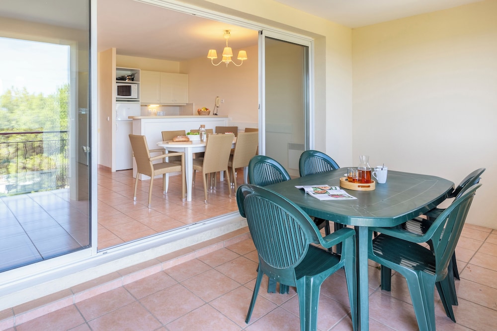 Restaurant-cafeteria