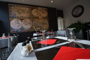thumbnail: Restaurant
