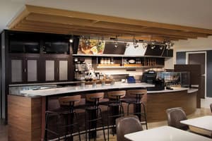 thumbnail: Restaurant
