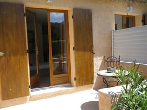 thumbnail: Terrace/patio