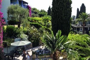 thumbnail: Property grounds
