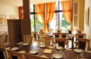 thumbnail: Breakfast area