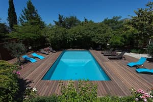 thumbnail: Garden view