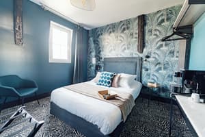 thumbnail: Room