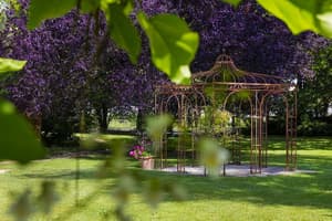 thumbnail: Garden