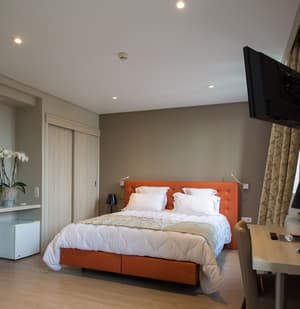 thumbnail: Room amenity
