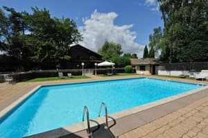 thumbnail: Pool
