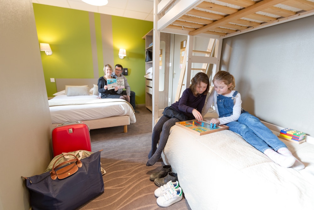 Children's theme room