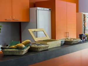 thumbnail: Breakfast area