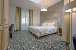 thumbnail: Room