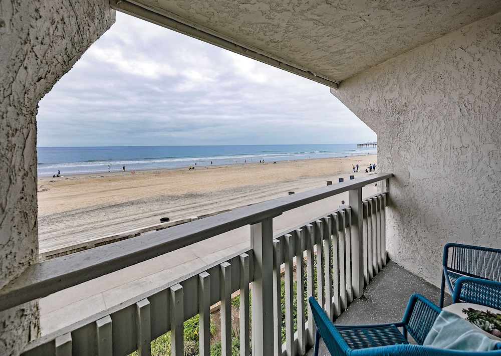 Beach/ocean view