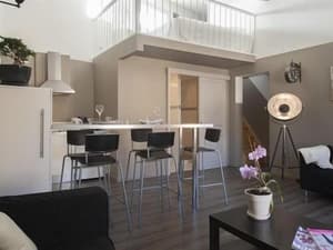thumbnail: Restaurant-cafeteria