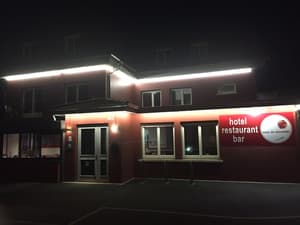 thumbnail: Front of property