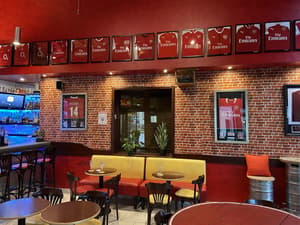 thumbnail: Sports bar