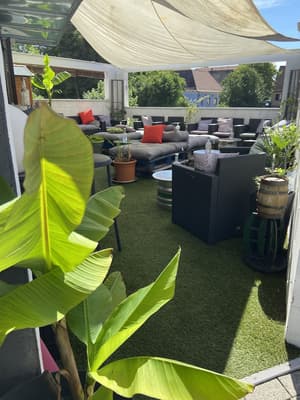 thumbnail: Lounge