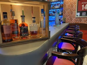 thumbnail: Bar (on property)