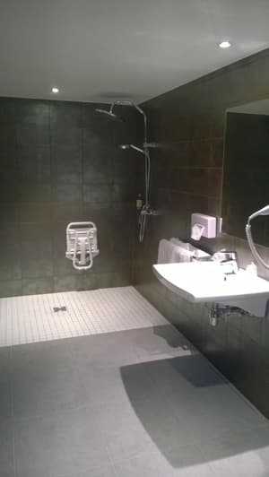 thumbnail: Bathroom