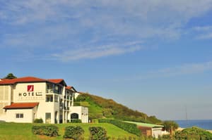thumbnail: Exterior