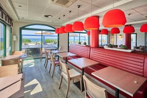 thumbnail: Restaurant