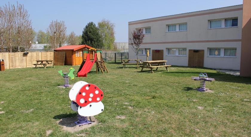 46181777.jpg